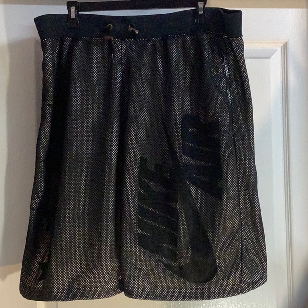 Rare Nike Air Red Tag Pivot V3 Mesh Shorts Mens Size X-LARGE